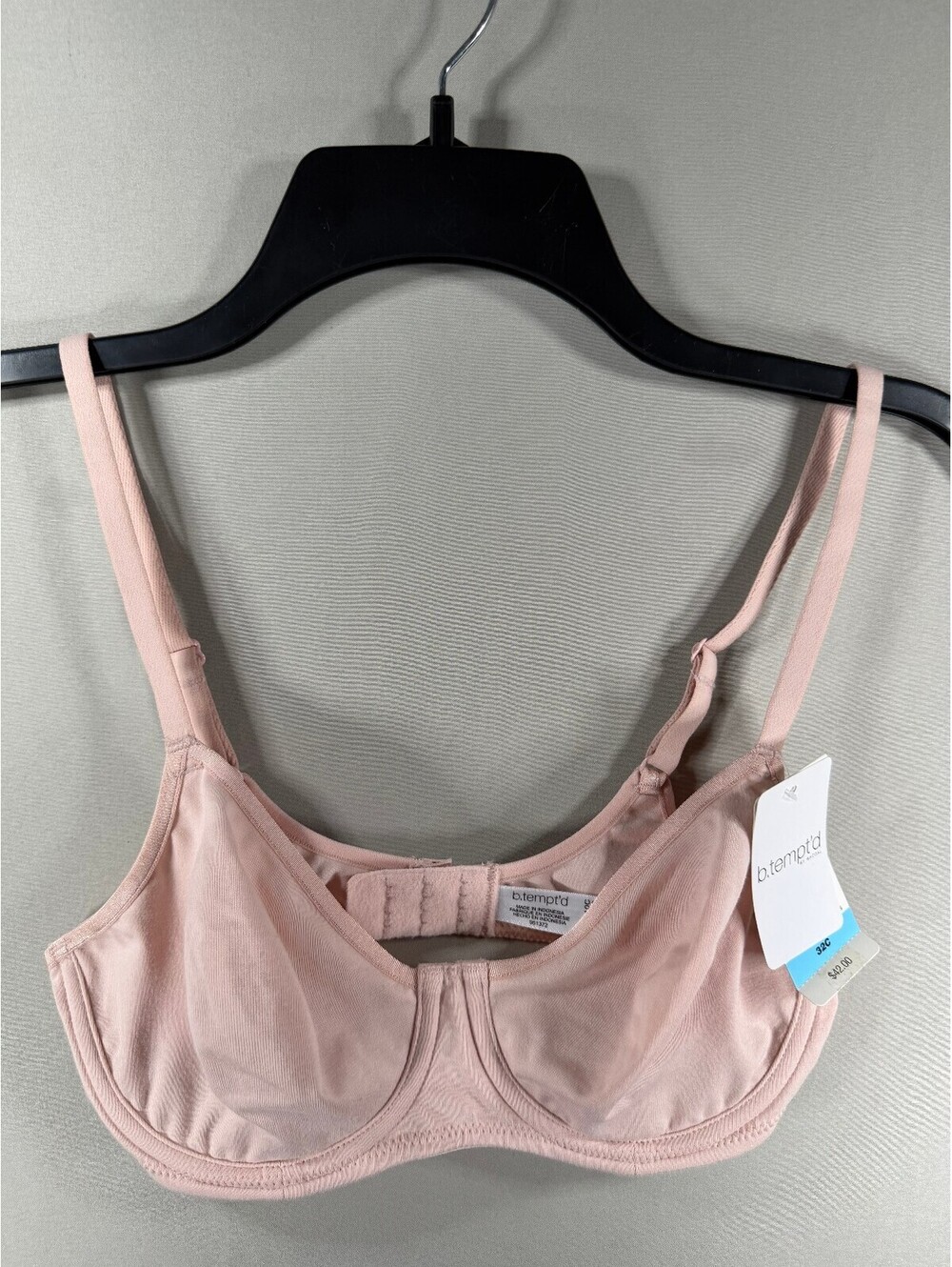 b.tempt'd by Wacoal Women's 32C Blush Pink Cotton Spandex Bra New with Tags